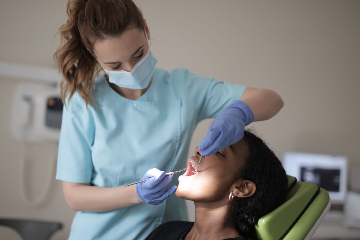 Dentist or Doctor? How to Know the Difference
