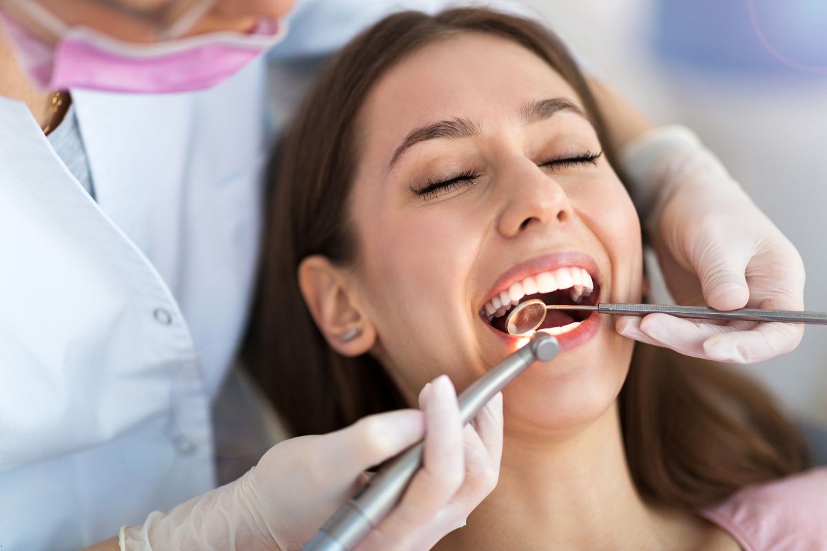 What to Expect Before and After Cosmetic Dentistry Treatments