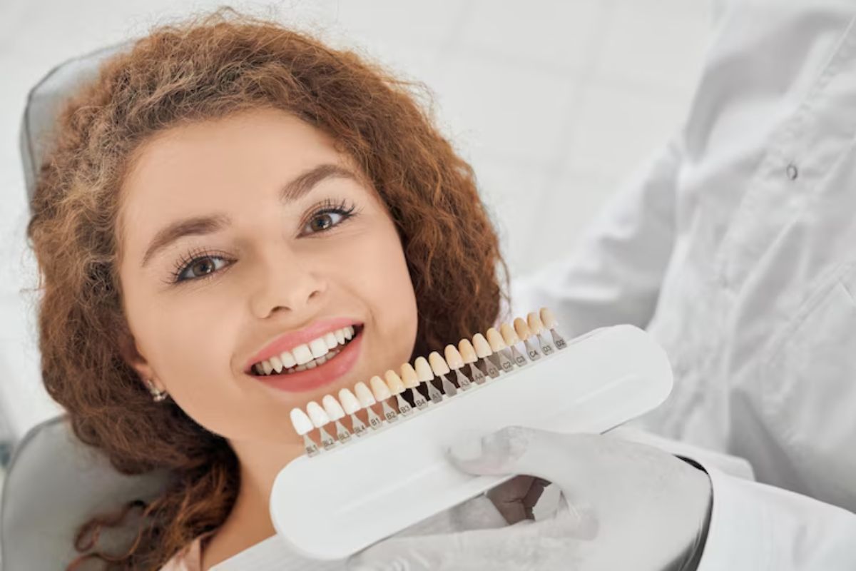 What Does A Cosmetic Dentist Do?
