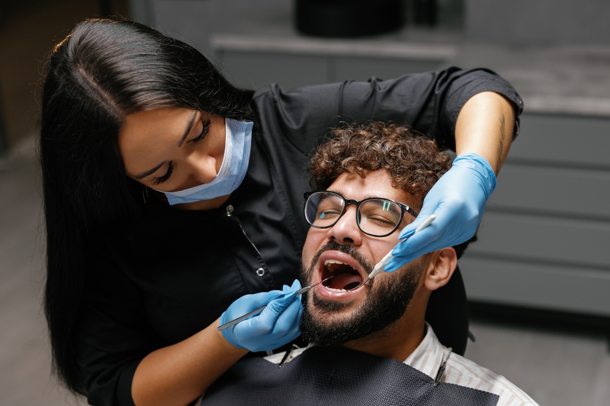 7 Signs You’re Overdue for a Dental Checkup